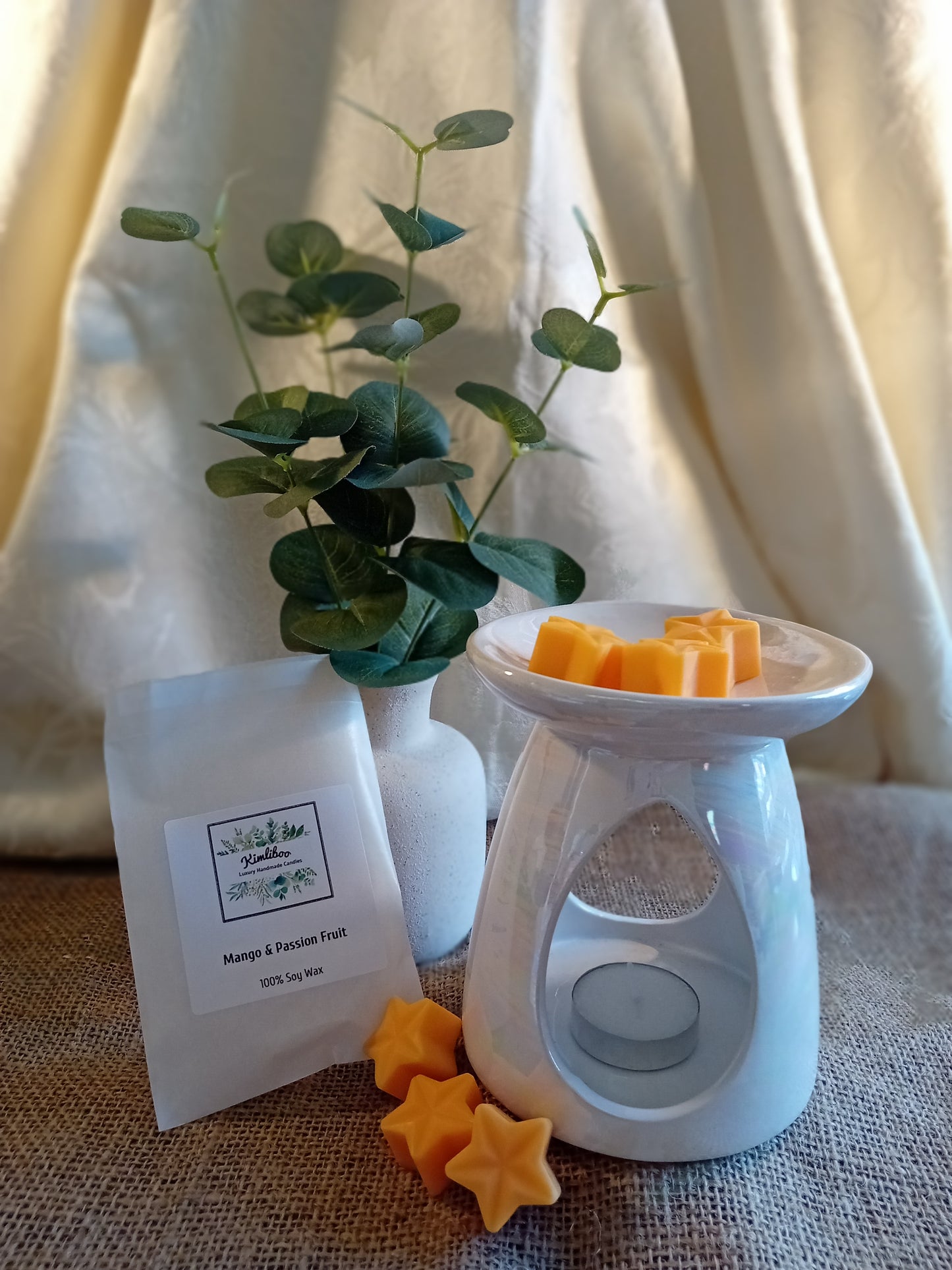 Mango & Passion Fruit orange star wax melts