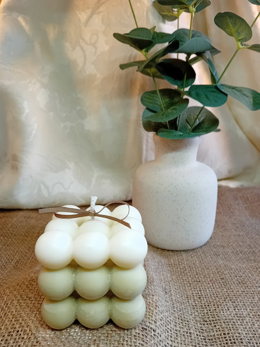 Scented ombre sand bubble candle