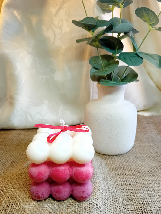 Scented ombre red bubble candle